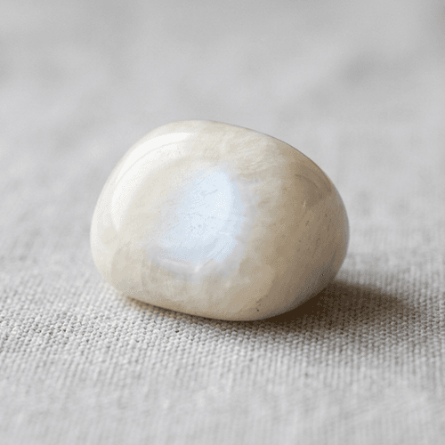 Witte Maansteen
